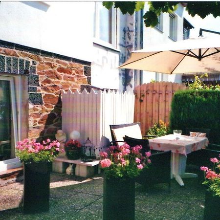 Ferienwohnung Buettner Solms-Oberbiel エクステリア 写真